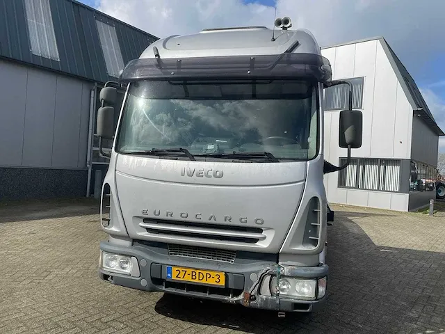 Iveco - eurocargo90e21 - vrachtwagen - 2004 - afbeelding 12 van  39