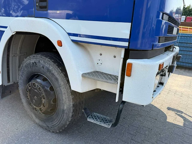 Iveco - eurotrakker - vrachtwagen - afbeelding 9 van  39