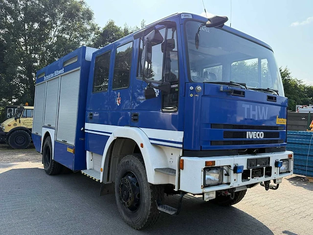 Iveco - eurotrakker - vrachtwagen - afbeelding 10 van  39
