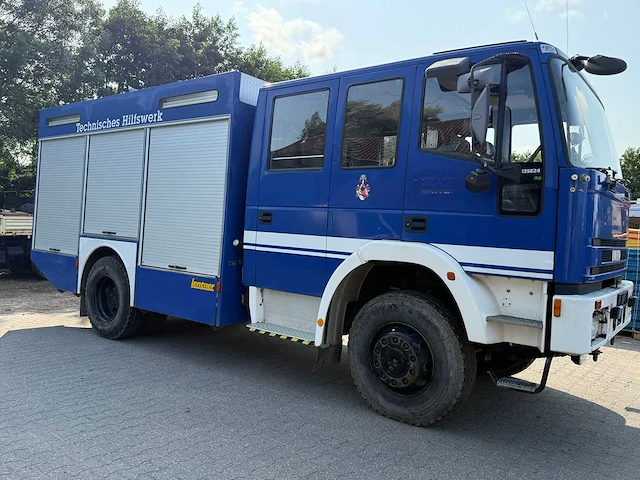 Iveco - eurotrakker - vrachtwagen - afbeelding 12 van  39