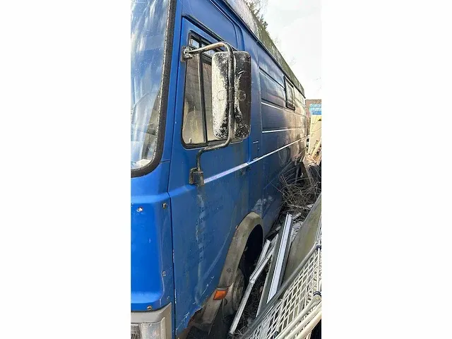 Iveco -zonder papieren bedrijfswagen - afbeelding 7 van  12