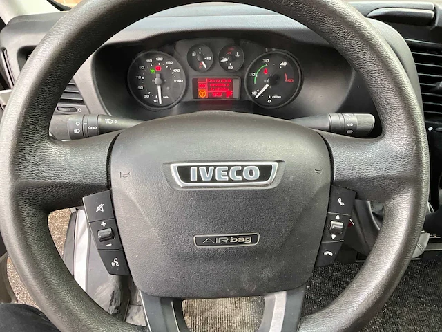 Iveco 50-c17 glasvrachtwagen met werkplaatsinrichting en glasrestelen (elektrisch afsluitbaar) 185996km bouwjaar: 2016, 34-bhd-8 - afbeelding 17 van  35