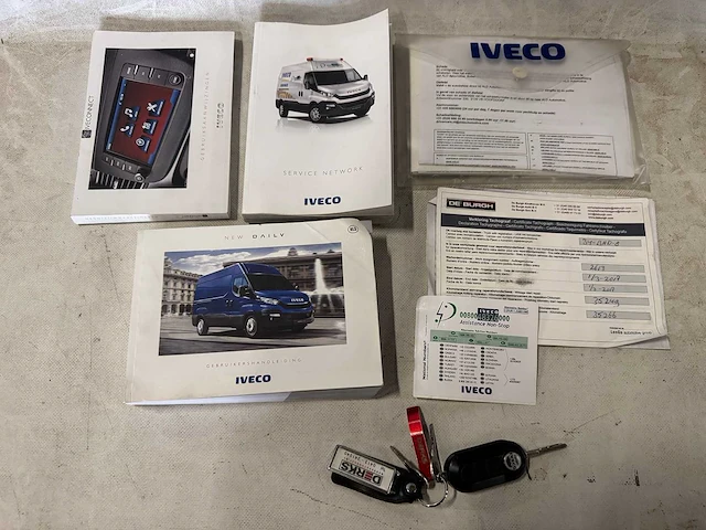 Iveco 50-c17 glasvrachtwagen met werkplaatsinrichting en glasrestelen (elektrisch afsluitbaar) 185996km bouwjaar: 2016, 34-bhd-8 - afbeelding 29 van  35