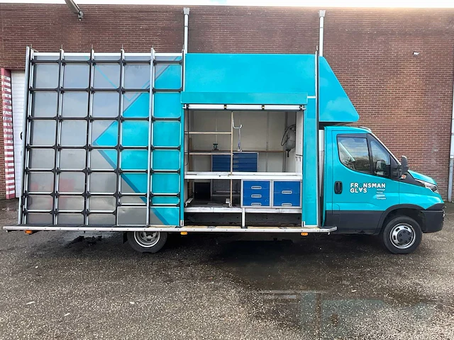 Iveco 50-c17 glasvrachtwagen met werkplaatsinrichting en glasrestelen (elektrisch afsluitbaar) 185996km bouwjaar: 2016, 34-bhd-8 - afbeelding 32 van  35