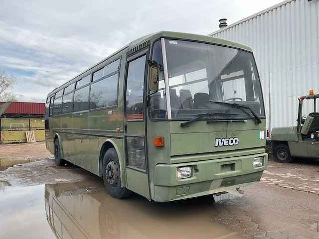 Iveco bus - afbeelding 12 van  24