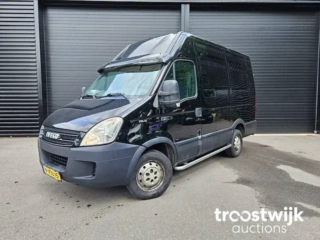 Iveco daily 29 l 12v 300 h2 9-vbb-15 - afbeelding 1 van  17