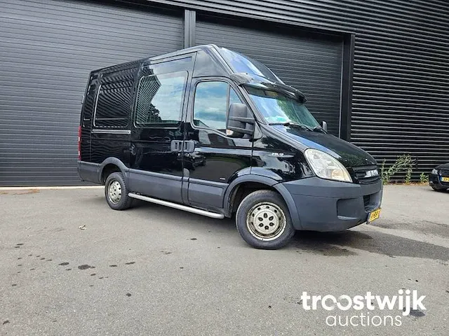 Iveco daily 29 l 12v 300 h2 9-vbb-15 - afbeelding 12 van  17