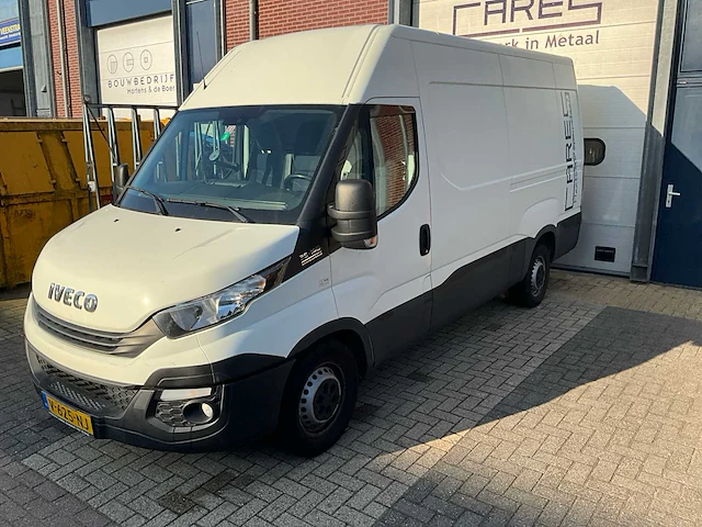 Iveco daily 35-140 hi matic bedrijfswagen - afbeelding 1 van  23