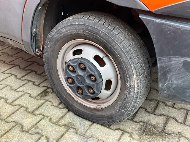 Iveco daily 35-140 open bakwagen - afbeelding 24 van  33