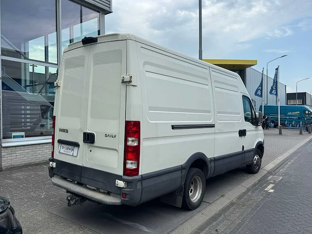 Iveco daily 35c13v 330 h3 van | vz-817-t i - afbeelding 13 van  19