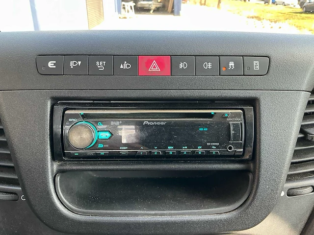 Iveco daily 35c15 3.0 410 bedrijfswagen - afbeelding 9 van  41