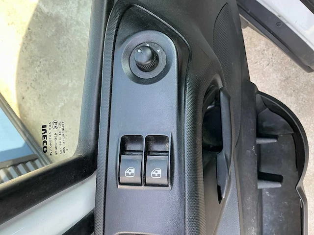 Iveco daily 35c15 3.0 410 bedrijfswagen - afbeelding 11 van  41