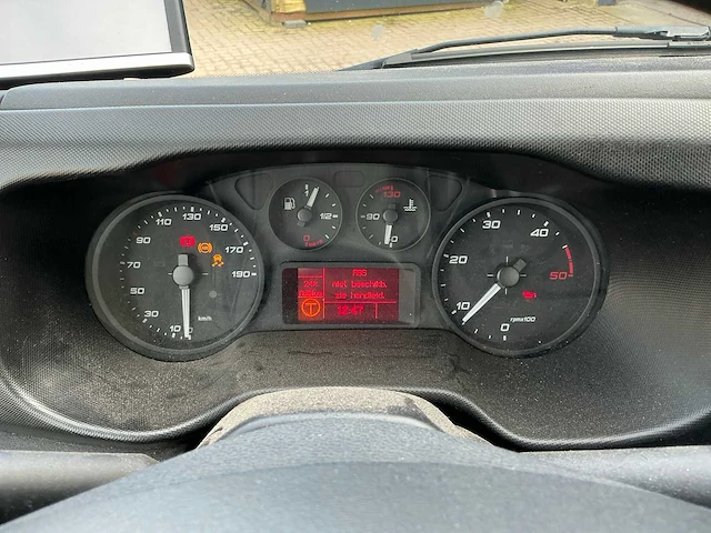 Iveco daily 35c15 3.0 410 bedrijfswagen - afbeelding 33 van  41