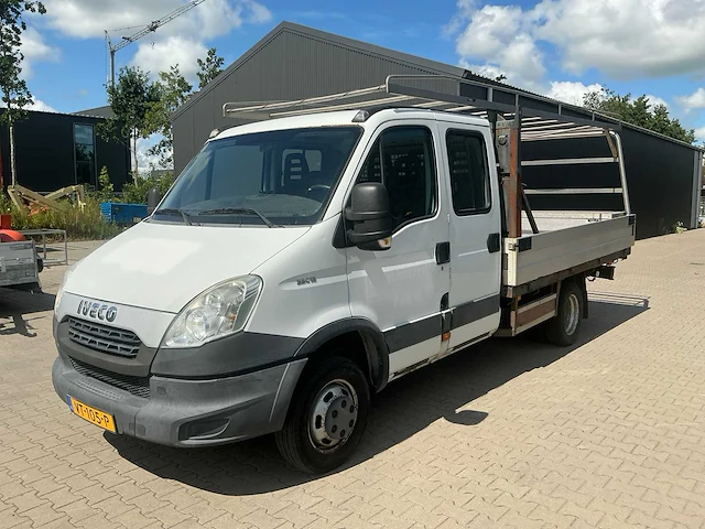 Iveco daily 35c15 d 375 dc bedrijfswagen - afbeelding 1 van  24