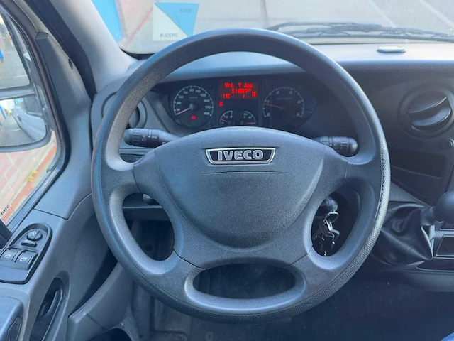 Iveco daily 35c15v 330 h3 van | 2-vxj-14 - afbeelding 12 van  22