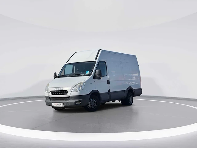 Iveco daily 35c15v 330 h3 van | 2-vxj-14 - afbeelding 2 van  22