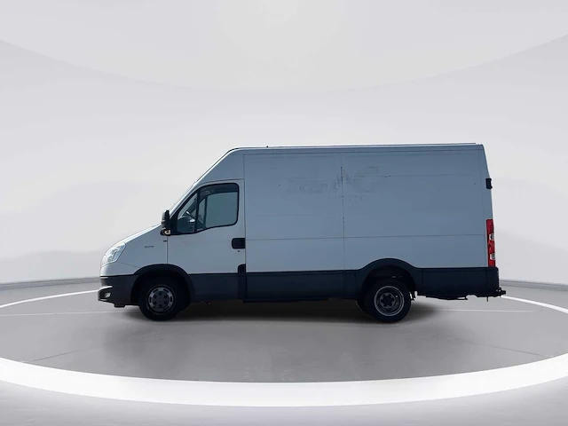 Iveco daily 35c15v 330 h3 van | 2-vxj-14 - afbeelding 3 van  22