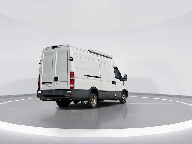 Iveco daily 35c15v 330 h3 van | 2-vxj-14 - afbeelding 6 van  22