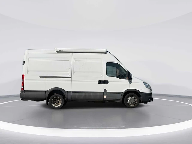 Iveco daily 35c15v 330 h3 van | 2-vxj-14 - afbeelding 7 van  22