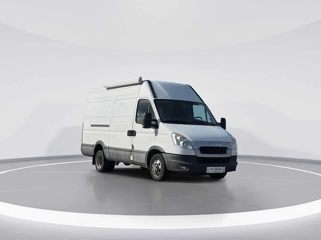 Iveco daily 35c15v 330 h3 van | 2-vxj-14 - afbeelding 8 van  22