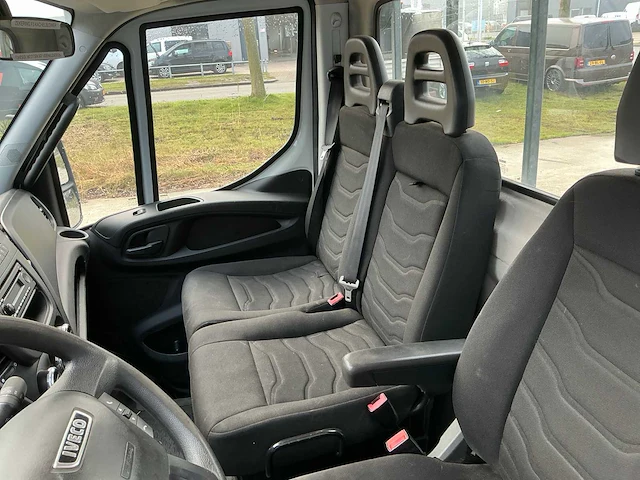 Iveco daily 35c17 3.0 375 automatic pick-up bedrijfswagen - afbeelding 20 van  37