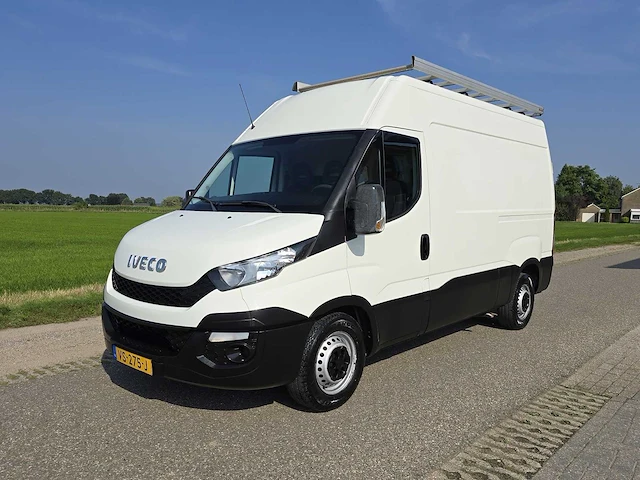 Iveco daily 35s13v 2.3 352 h2 136 pk euro 5 , vs-275-j - afbeelding 1 van  22