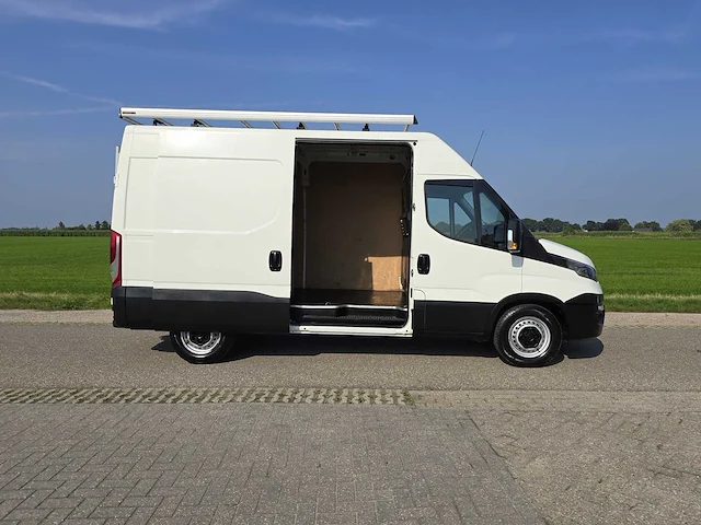 Iveco daily 35s13v 2.3 352 h2 136 pk euro 5 , vs-275-j - afbeelding 14 van  22