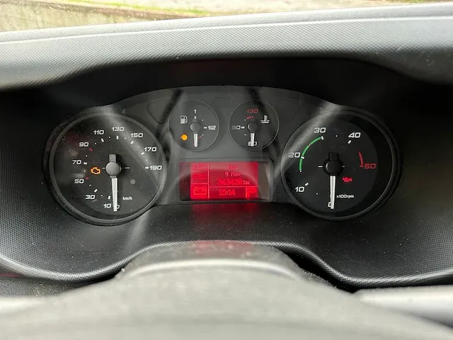 Iveco daily 35s13v 2.3 410 h3 126pk 2016, vdf-24-h - afbeelding 17 van  40