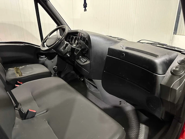 Iveco daily 35s13v 300 h1l2 met laadklep v-655-pd - afbeelding 6 van  20