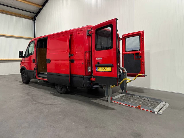 Iveco daily 35s13v 300 h1l2 met laadklep v-655-pd - afbeelding 15 van  20