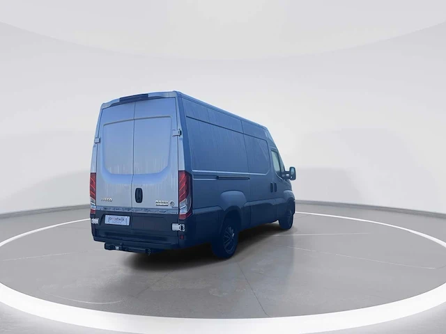 Iveco daily 35s16v 2.3 352 h3 l van | v-028-tx - afbeelding 19 van  20