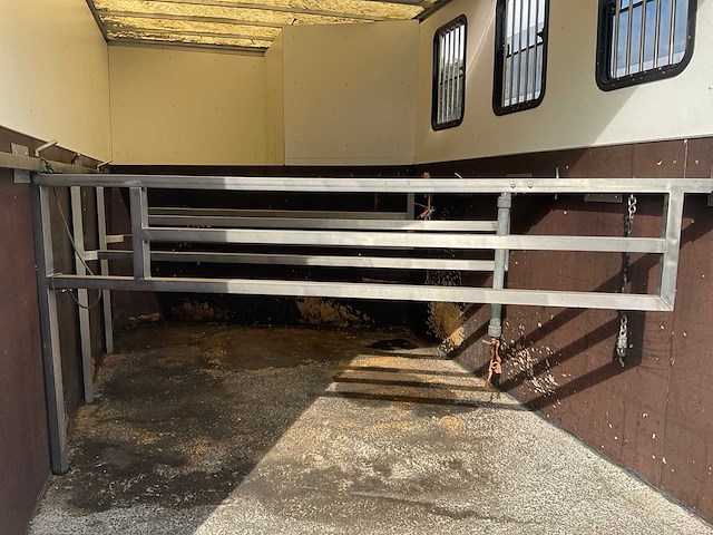 Iveco daily 40c12 375 paardenwagen klein rijbewijs - afbeelding 13 van  27