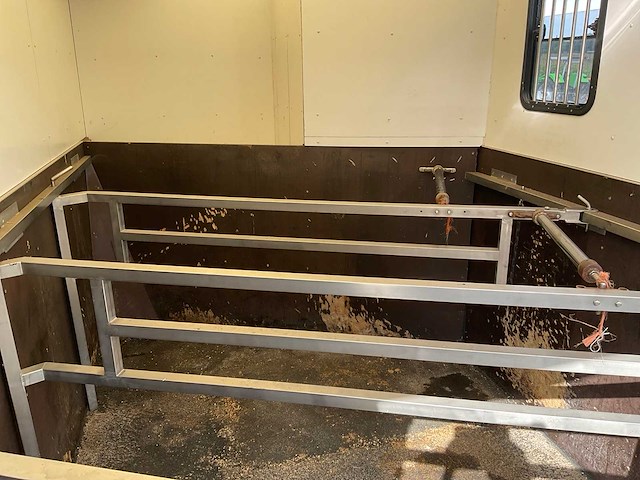 Iveco daily 40c12 375 paardenwagen klein rijbewijs - afbeelding 15 van  27