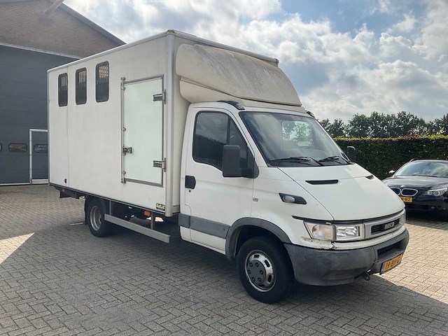 Iveco daily 40c12 375 paardenwagen klein rijbewijs - afbeelding 12 van  27