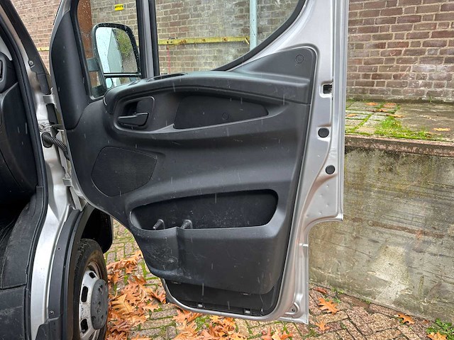 Iveco daily 50c17 3.0 475 -automaat- 170pk 2016, vt-345-d - afbeelding 17 van  27