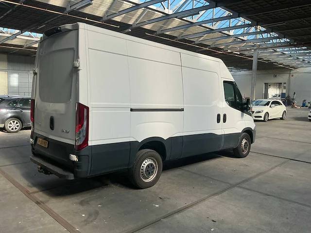 Iveco daily bedrijfswagen (v-381-bx) - afbeelding 30 van  35