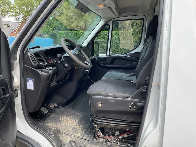 Iveco daily bedrijfswagen - afbeelding 15 van  16