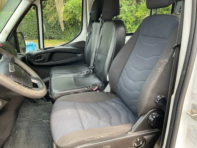 Iveco daily bedrijfswagen - afbeelding 16 van  16
