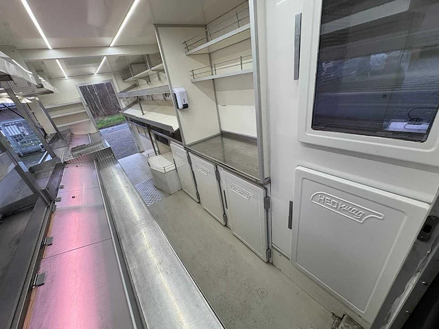 Iveco daily marktkraam - bedrijfswagen - afbeelding 7 van  18