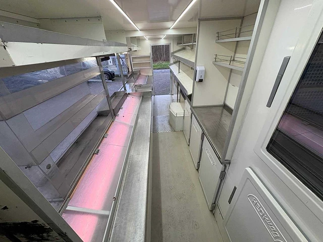 Iveco daily marktkraam - bedrijfswagen - afbeelding 8 van  18