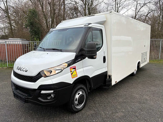Iveco daily marktkraam - bedrijfswagen - afbeelding 1 van  18
