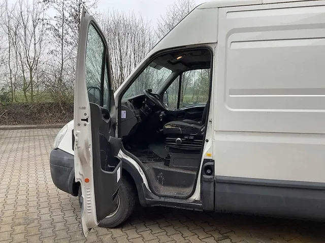 Iveco dialyse 2.3 hpi 35s13 bedrijfswagen - afbeelding 26 van  55