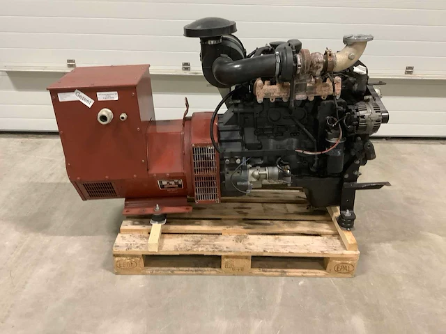 Iveco generatorset 75 kva - afbeelding 1 van  6
