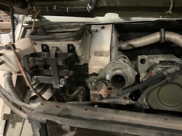 Iveco legervoertuig - afbeelding 14 van  15