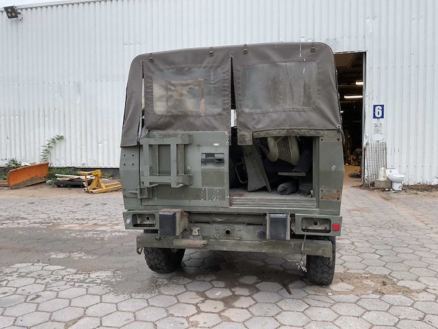 Iveco legervoertuig - afbeelding 6 van  15