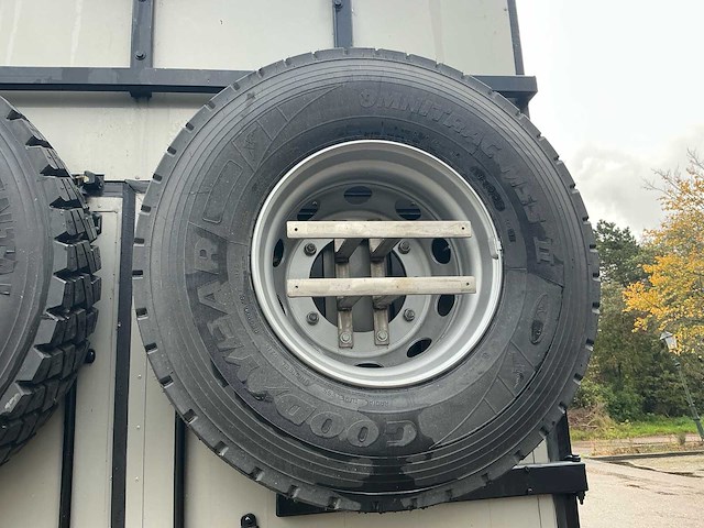 Iveco ml135e18w volledig professioneel opgebouwde expeditie-/overlandtruck/camper - afbeelding 143 van  185