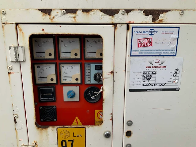 Iveco noodstroomaggregaat - afbeelding 17 van  18