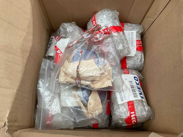 Iveco parts (17x) - afbeelding 3 van  5