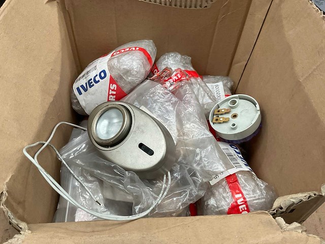 Iveco parts (17x) - afbeelding 4 van  5