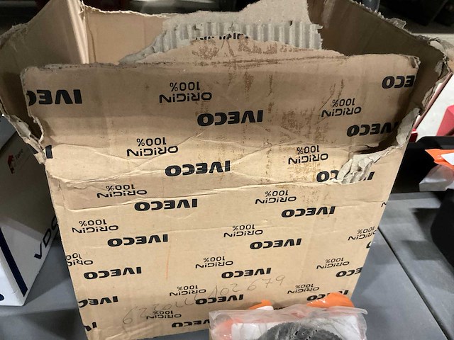 Iveco parts (17x) - afbeelding 5 van  5